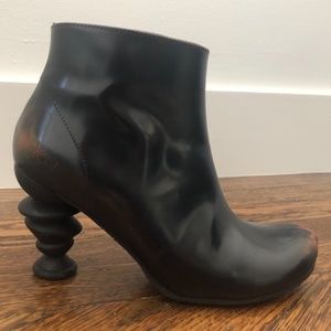 JOHN FLUEVOG ROCKSTAR NUUMITE ANKLE BOOT